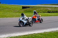 anglesey-no-limits-trackday;anglesey-photographs;anglesey-trackday-photographs;enduro-digital-images;event-digital-images;eventdigitalimages;no-limits-trackdays;peter-wileman-photography;racing-digital-images;trac-mon;trackday-digital-images;trackday-photos;ty-croes